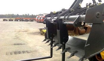 Вилы на JCB 3CX, 4CX, Bobcat, Volvo, Komatsu, New Holland full